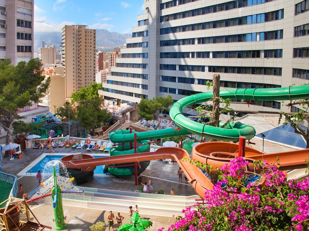 Magic Aqua Rock Gardens Hotel