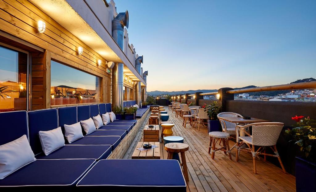 Delamar - Adults Only (+18)