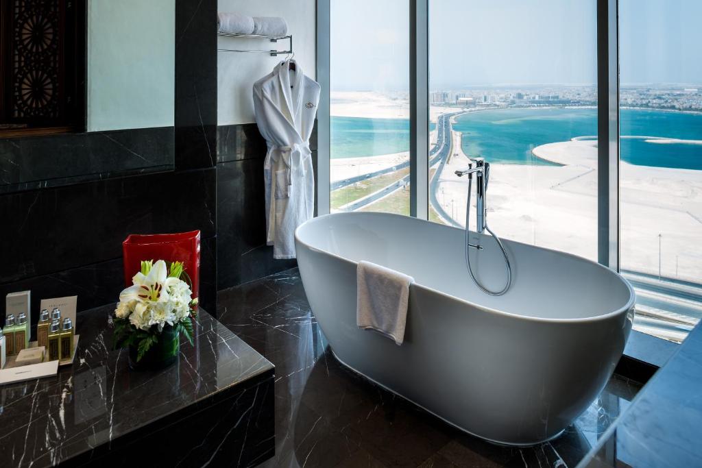 Fraser Suites Diplomatic Area