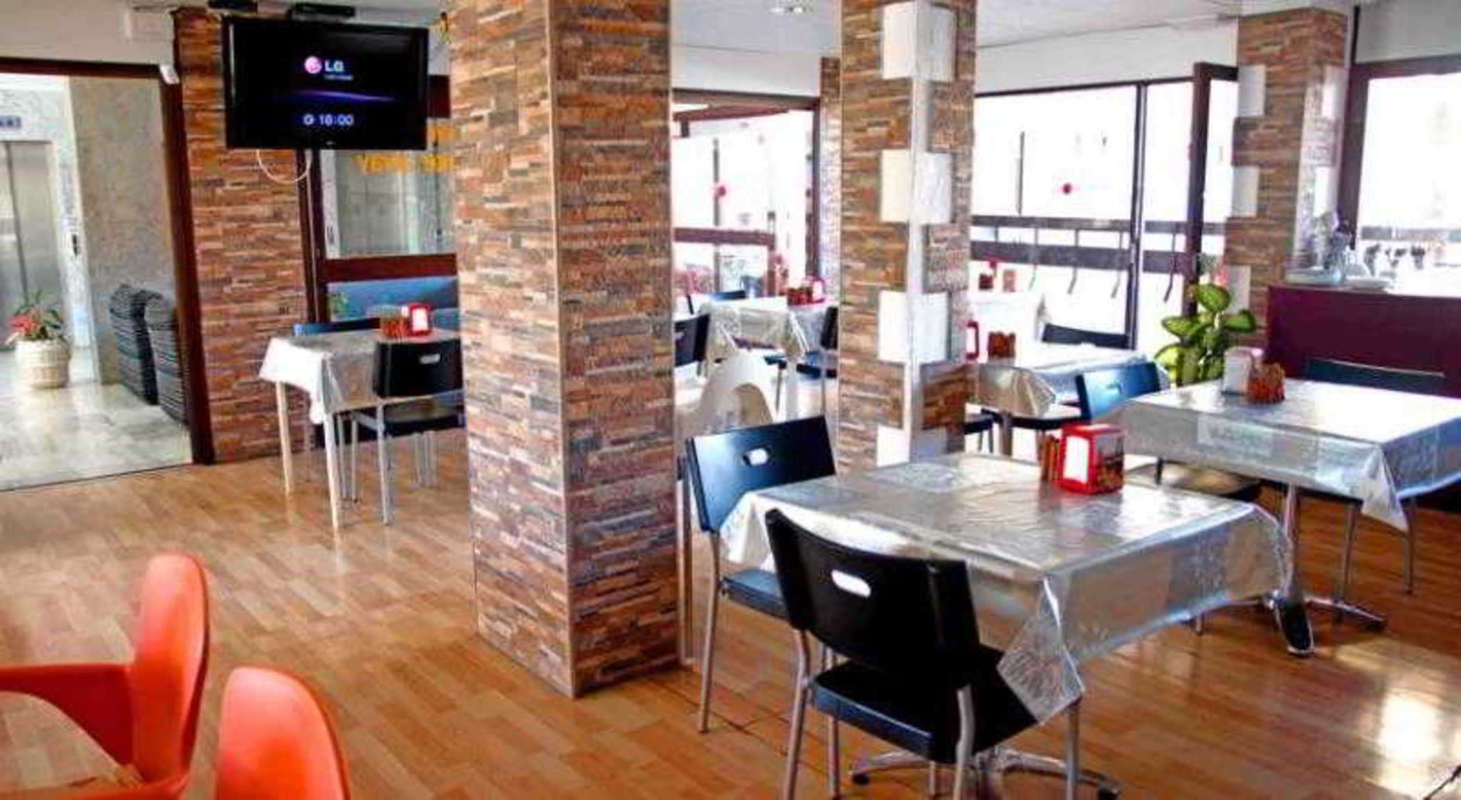Las Arenas Apartments